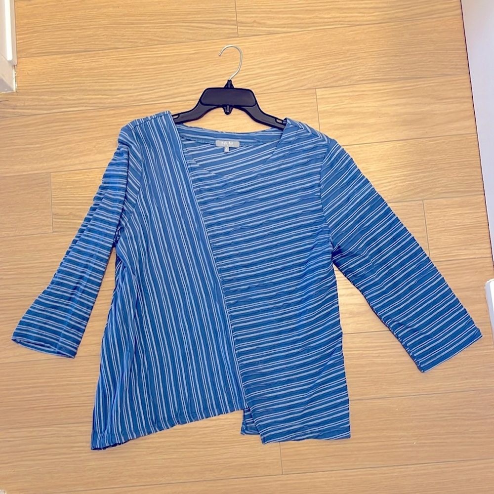 LIKE NEW! HABITAT WOMENS TUNIC 3/4 length sleeves Sz Medium, color blue/white